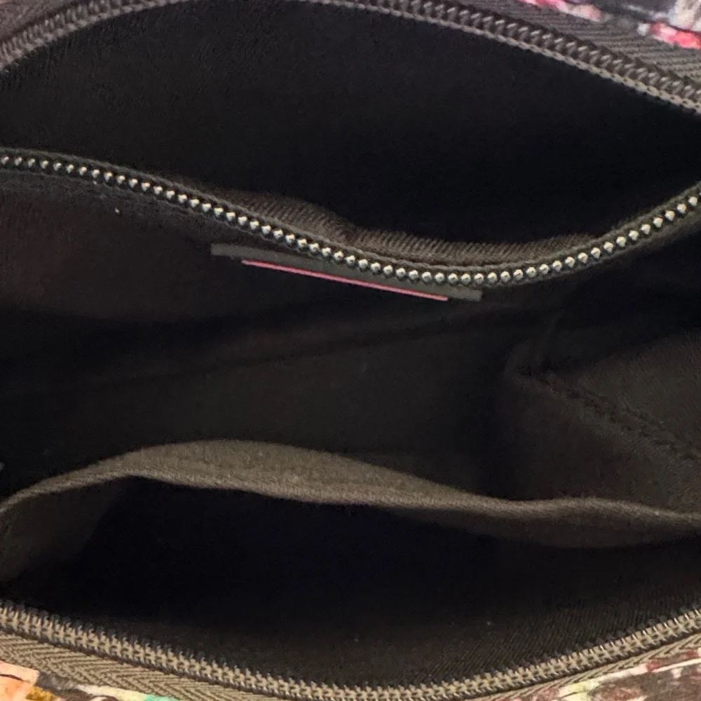 Like NEW Haute Shore Stylish Multicolor Print Women's Bag w/2 straps